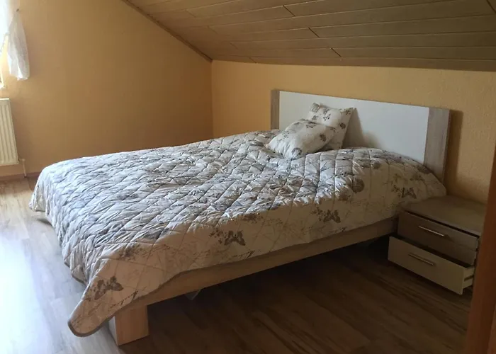 Alte Salzstrasse 43 *